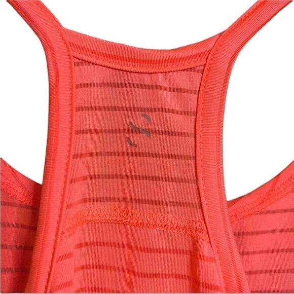 3 for $30! H&M orange active tank top - Picture 6 of 7